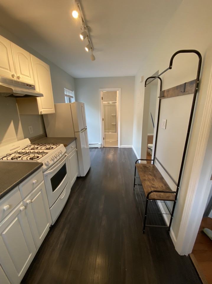 39 Hasbrouck Road - Photo 2 of 12