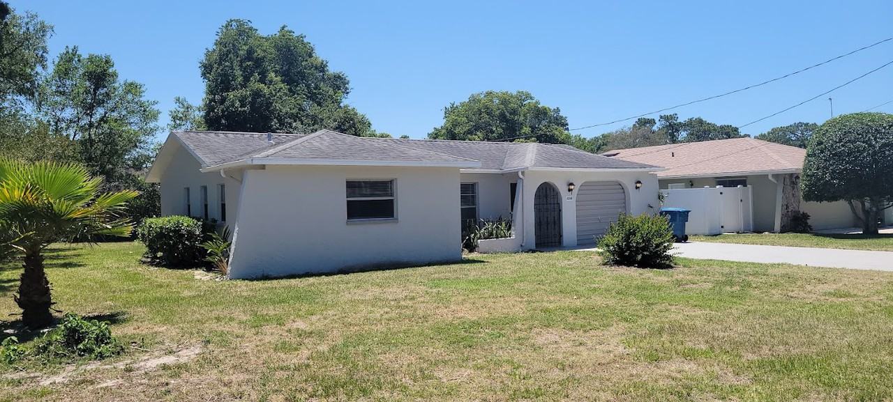 9246 Bladon St - Photo 2 of 21