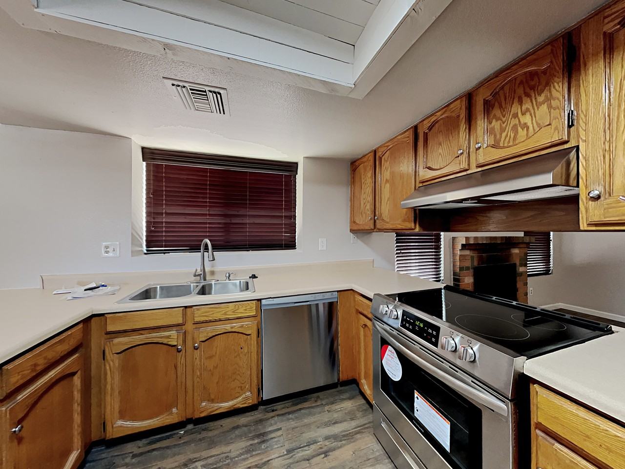 7267 W Charter Oak Rd - Photo 3 of 22