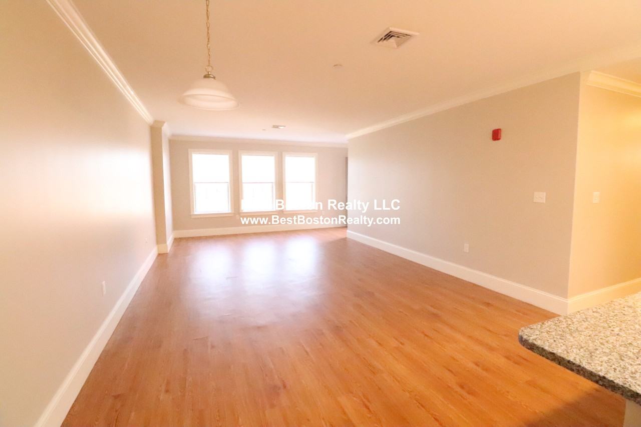 286 Main St #104 - Photo 7 of 13