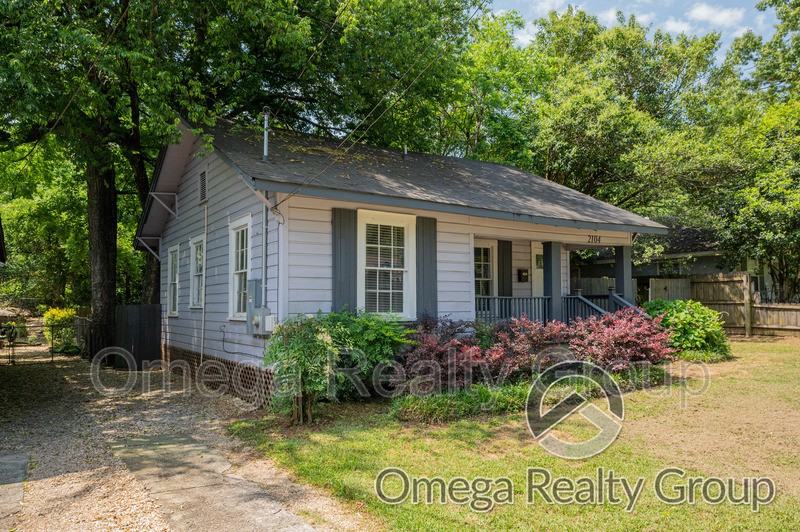 2104 Yancey Ave - Photo 2 of 34