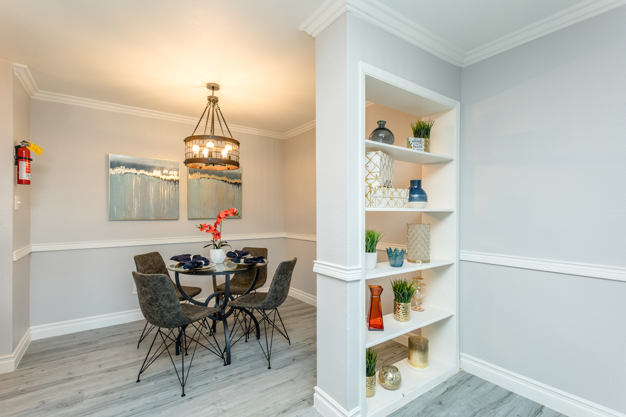 La Estancia Apartments - Photo 7 of 22