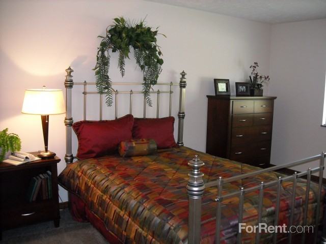 Deepwood North Apartments - Photo 2 of 25