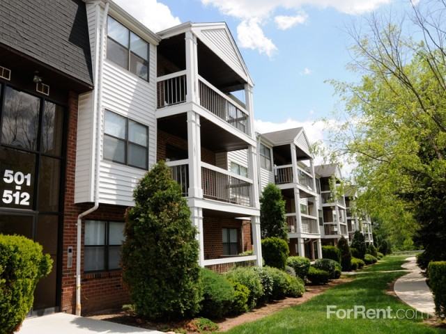 Oak Tree Village - Photo 3 of 9