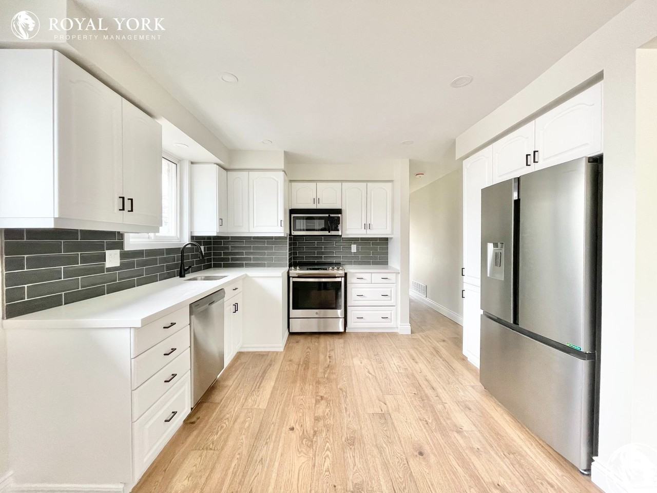 1388 Fundy St #1 - Photo 3 of 29