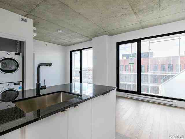 2120 Rue Sainte-Catherine E #722 - Photo 3 of 15