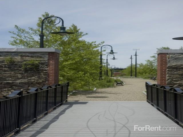 Lofts at Perkins Park - Photo 3 of 30