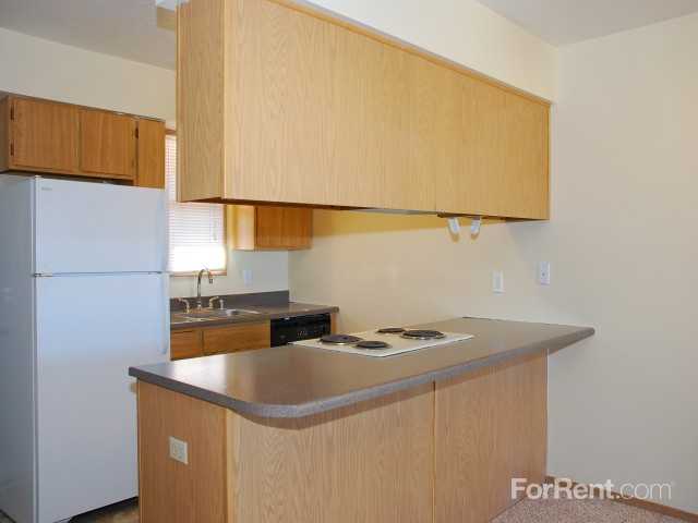 Marietta Villas - Photo 2 of 33