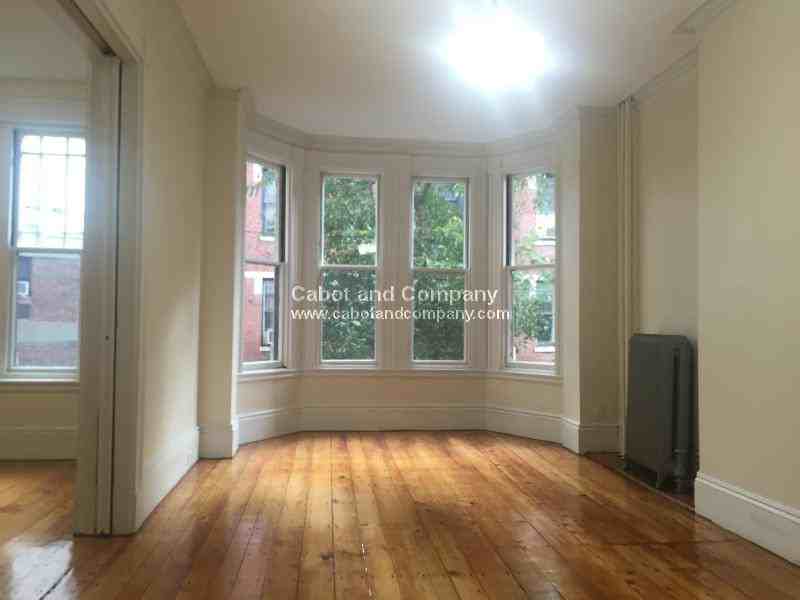 34 Isabella St #4