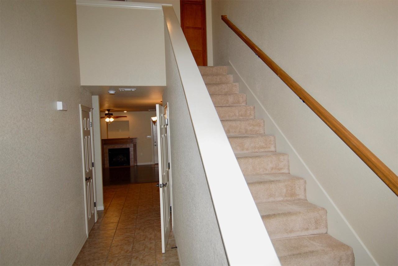 3493 W Chevaux Dr #1 - Photo 2 of 11