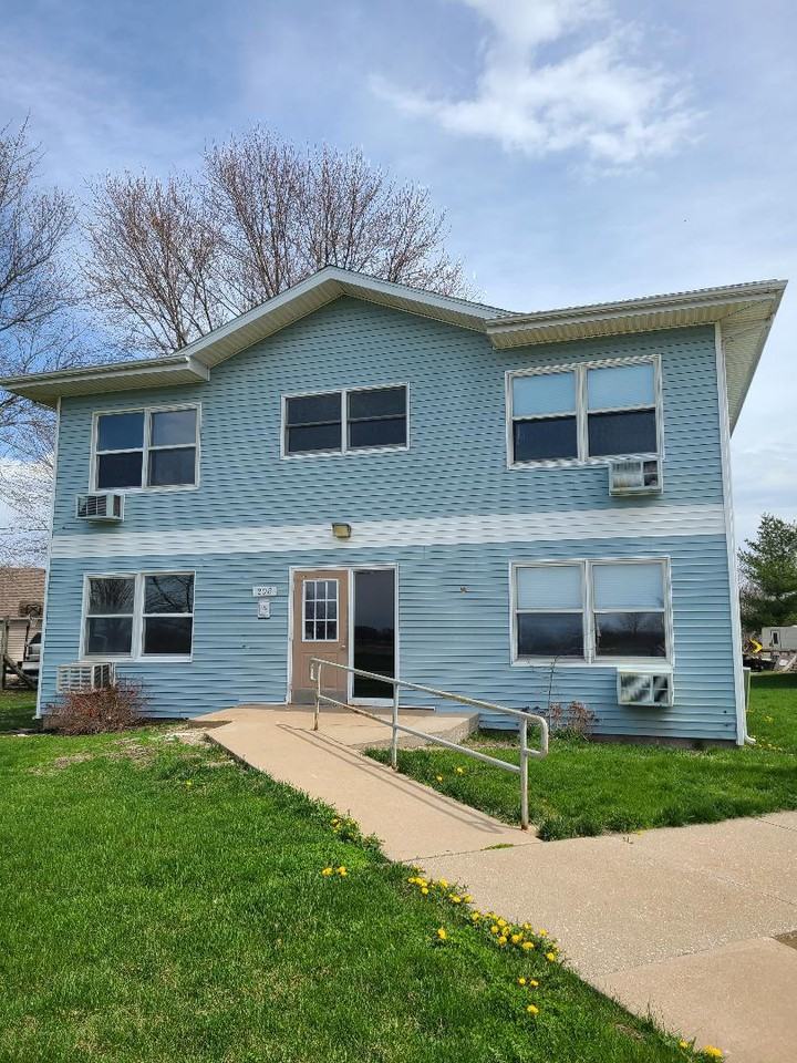 208 W Spruce St #208B