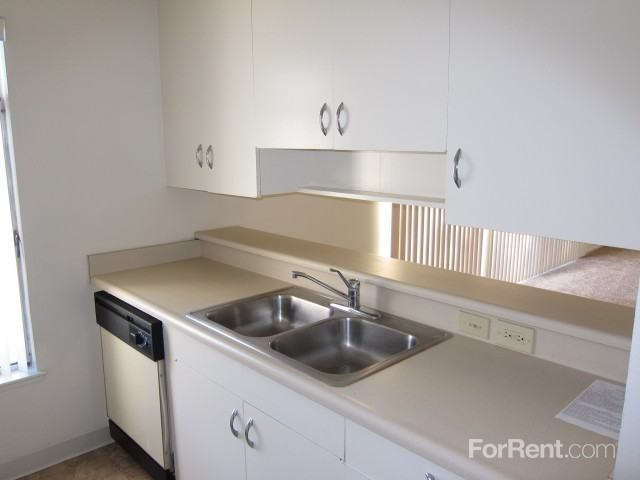 Terrace Gardens Apartments - Photo 2 of 18