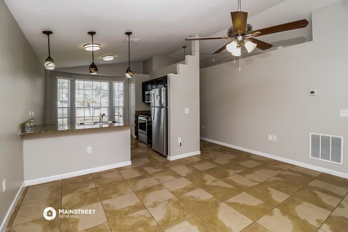 181 Dovetail Ct - Photo 3 of 16
