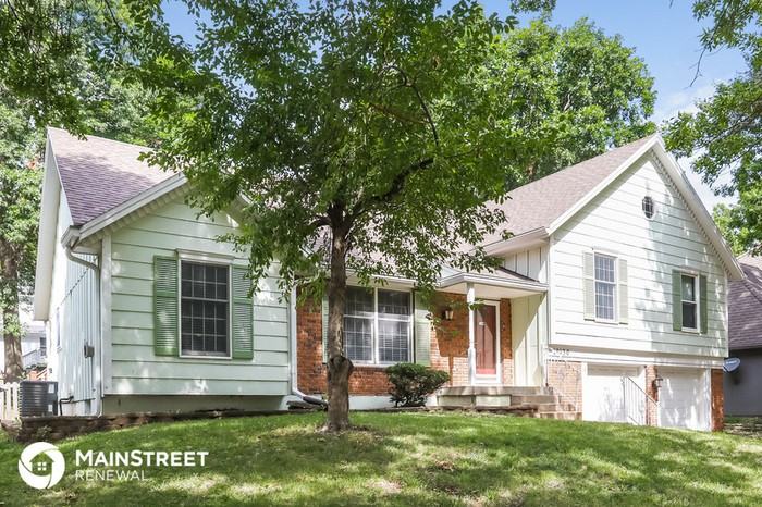 10130 Halsey St - Photo 2 of 19