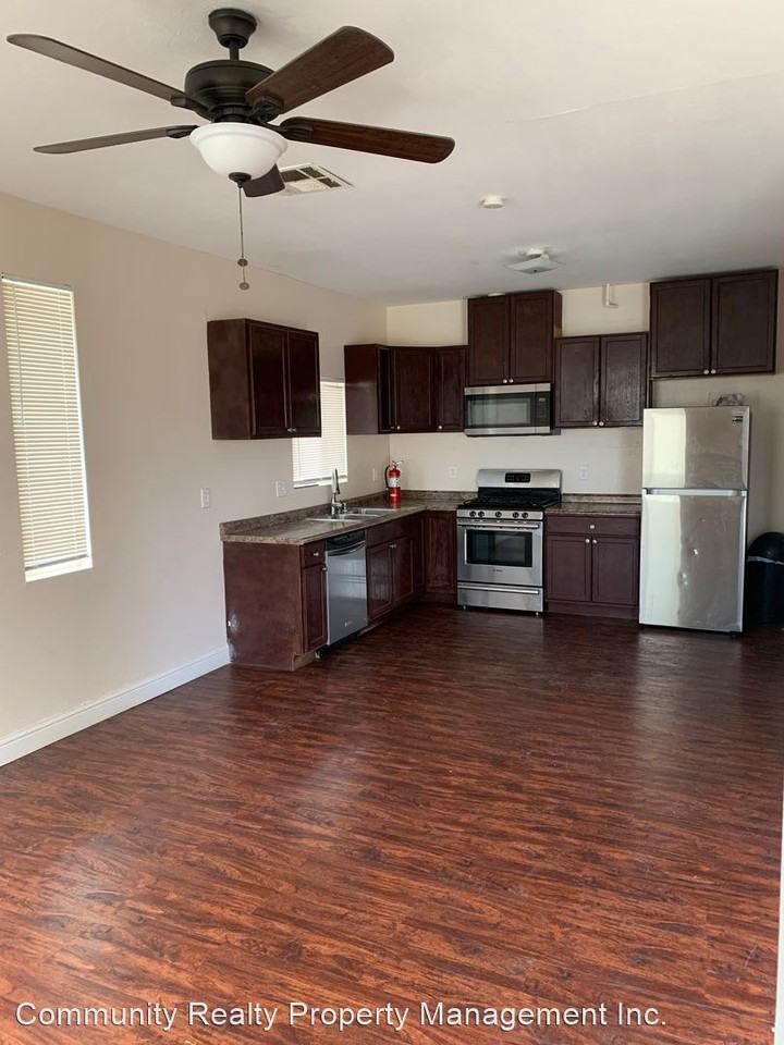 8850 Macarthur Blvd - Photo 2 of 5