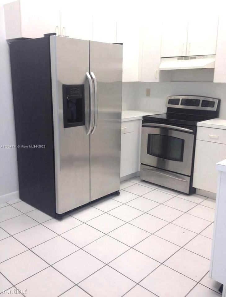 7611 Sw 153rd Ct #203 - Photo 2 of 5