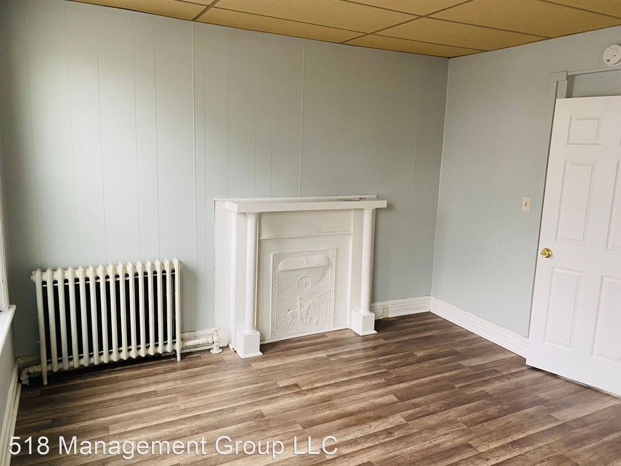 4 bed college housing $1995 per month - Photo 3 of 18