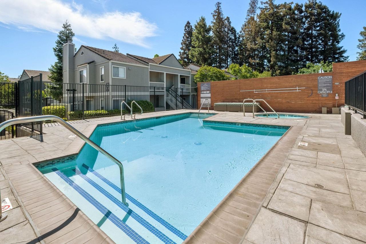 The Hayden - Photo 5 of 50