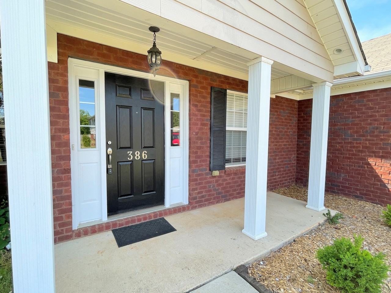 386 Jasmine Dr #1 - Photo 3 of 29