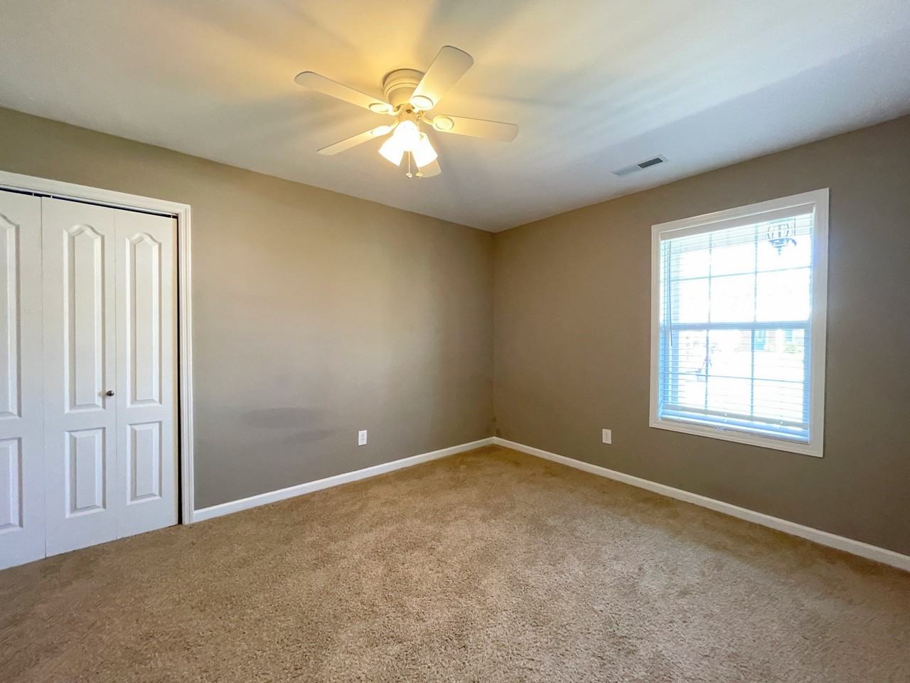 386 Jasmine Dr #1 - Photo 7 of 29