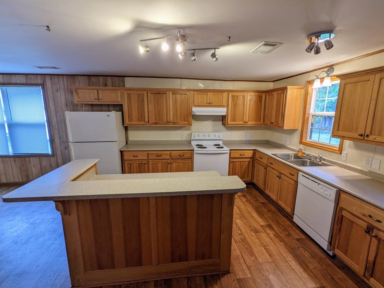 315 Orange St #1 - Photo 7 of 13