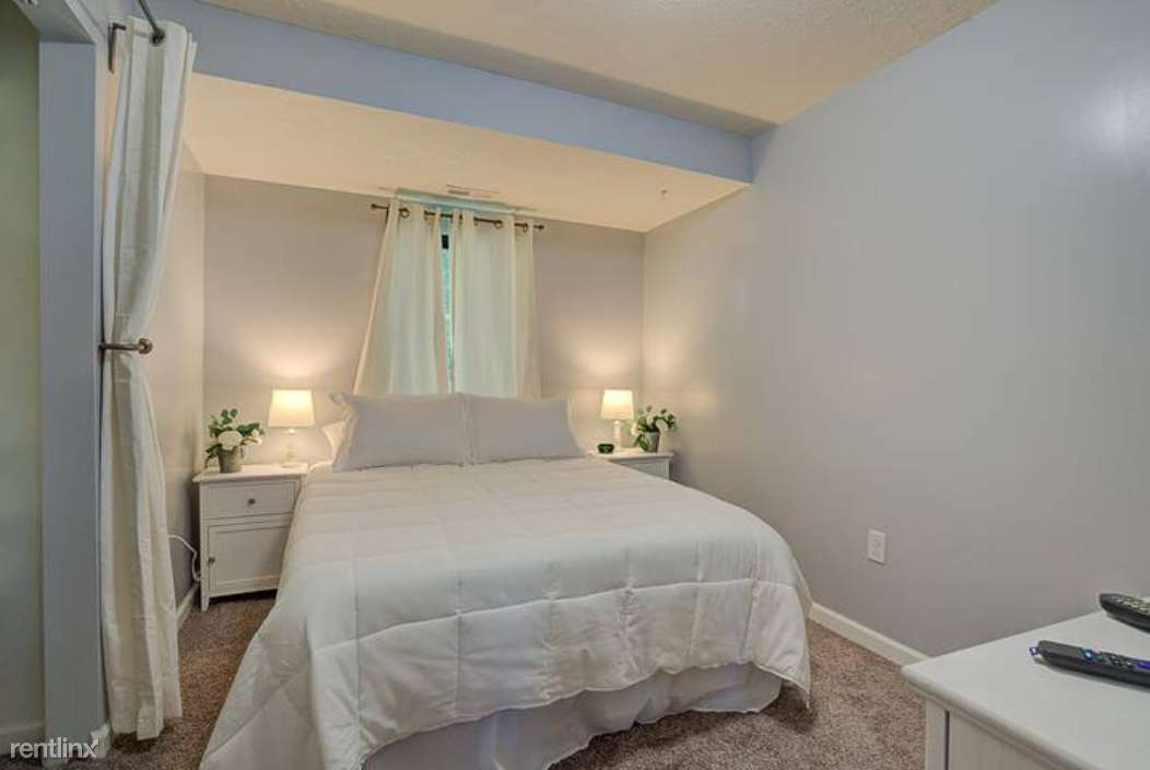 2840 Fields Ave - Photo 3 of 18