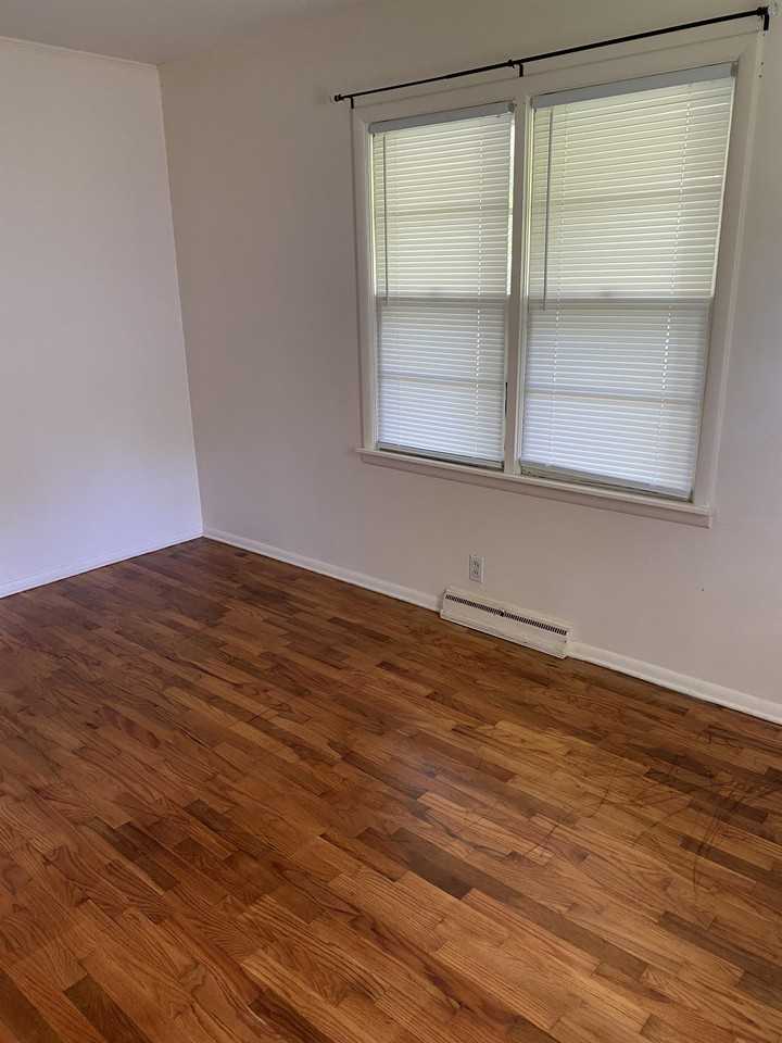 706 S Taylor Dr #1 - Photo 5 of 8