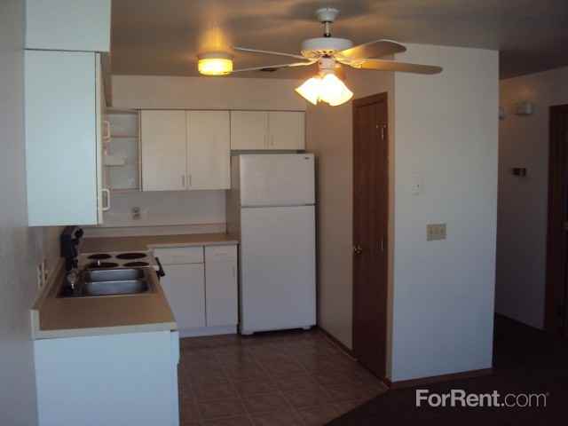 Three Lakes Apartments - Photo 3 of 5