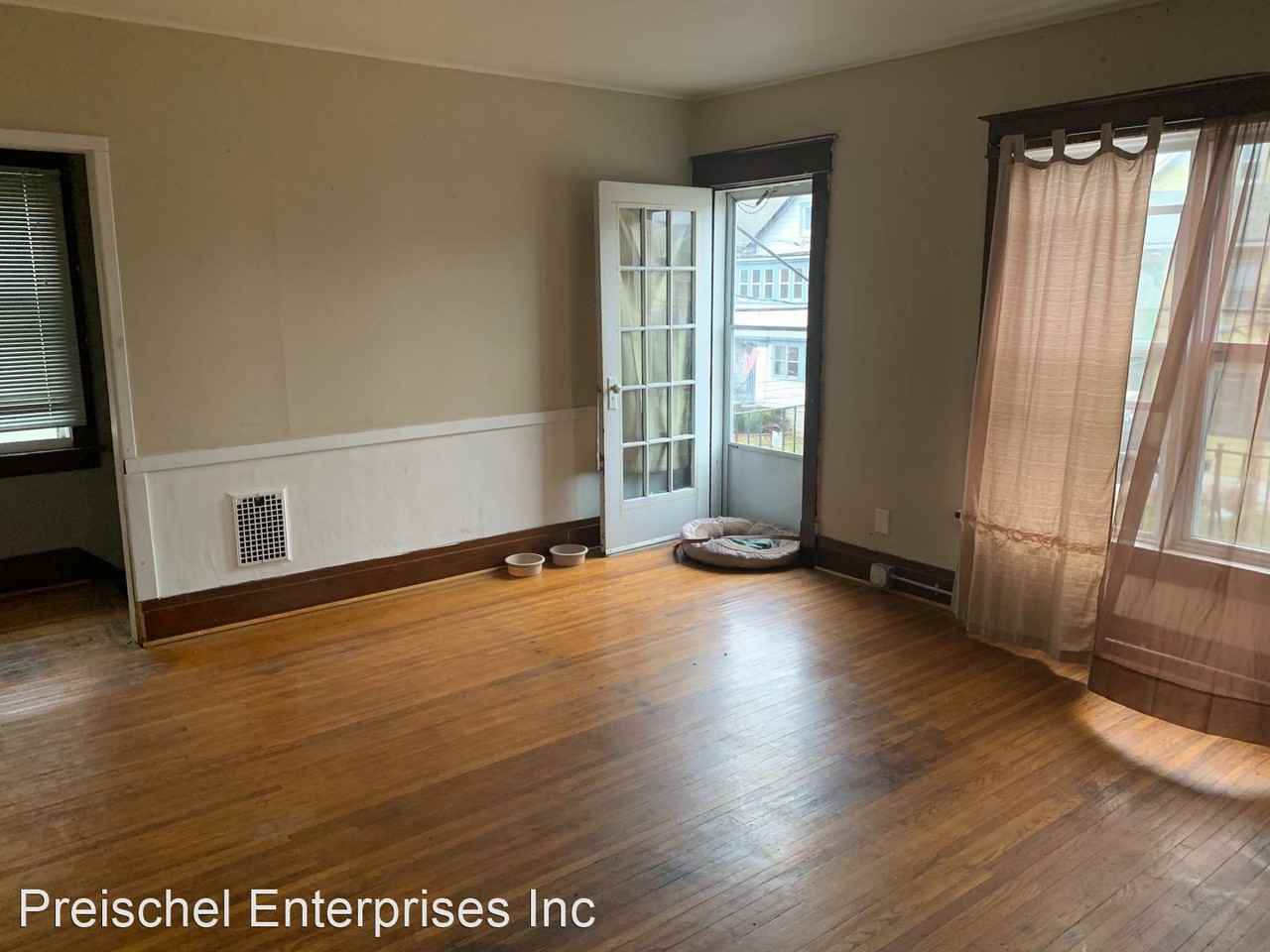 73 Weyand Ave - Photo 2 of 6