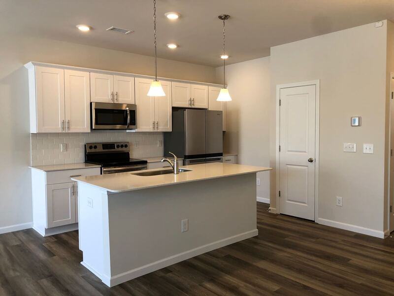 101 Wilkinson Ct Se - Photo 2 of 27