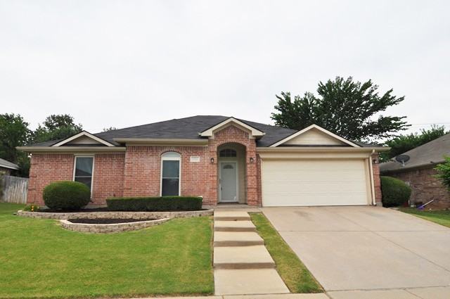1126 Fawn Meadow Trl - Photo 2 of 21