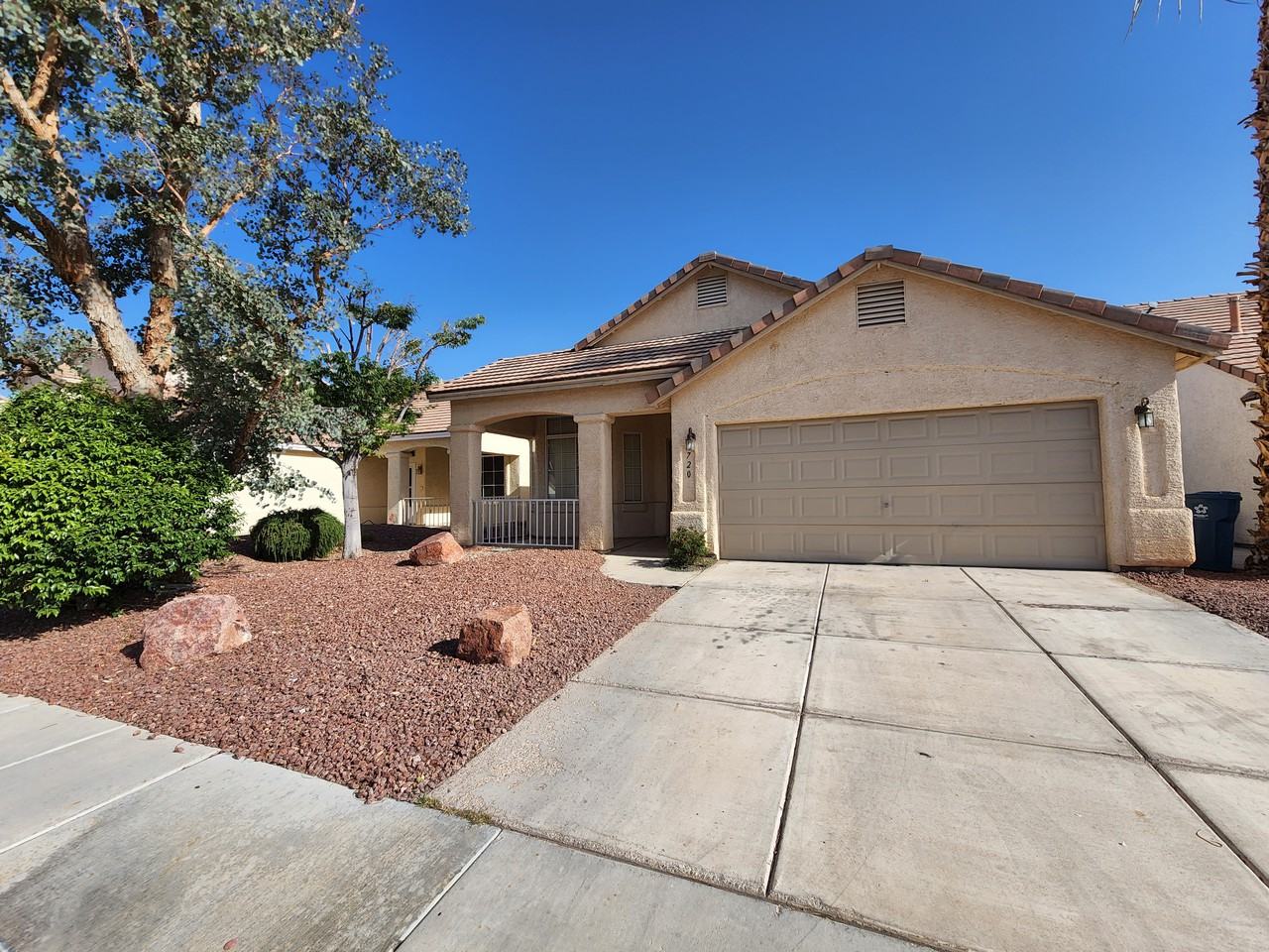 720 Solstice Ave - Photo 3 of 40