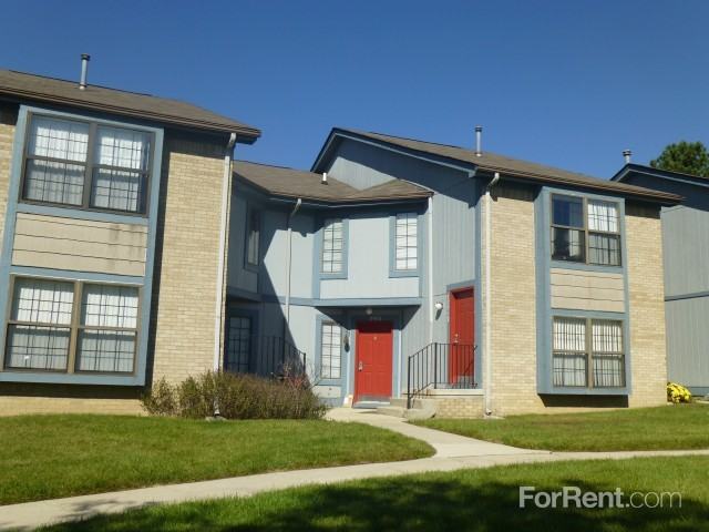 Cedar Lake Apartments - Photo 3 of 23