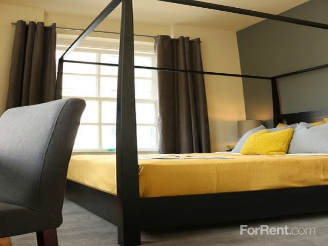 The Edison Apartments - Photo 2 of 18