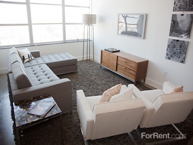 Drayton Tower - Photo 3 of 8