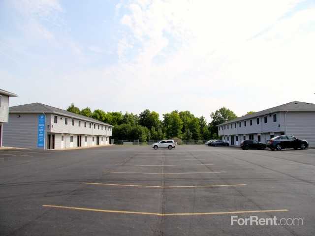 Campus Creek Apartments 20151 Gilbert Rd, Big Rapids, MI 49307 Zumper