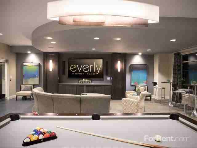 The Everly - Photo 3 of 17