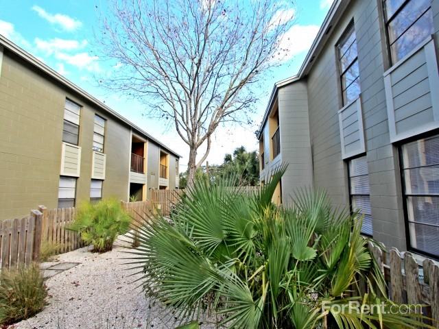 Arbor Alley - Photo 2 of 46