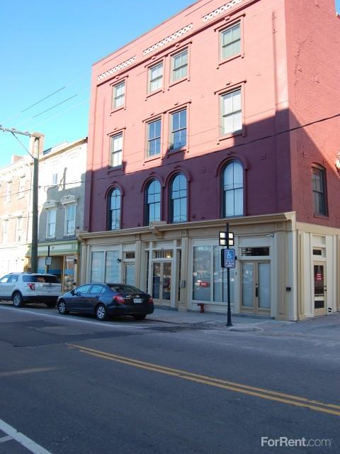 Plaza At Bank Street - Photo 2 of 18