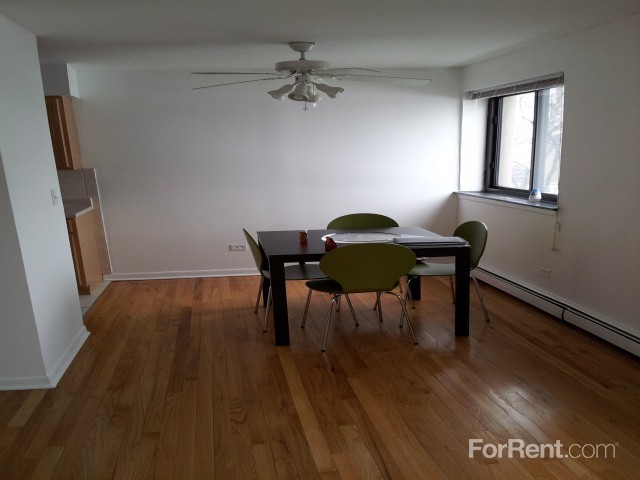 North Sheridan Apartments - Photo 3 of 30