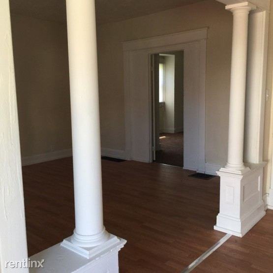 440 N Lasalle St - Photo 2 of 6