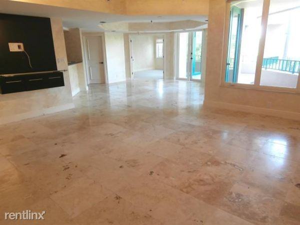 100 SE 5th Ave - Photo 3 of 3