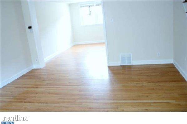 2917 Elbridge St - Photo 3 of 10
