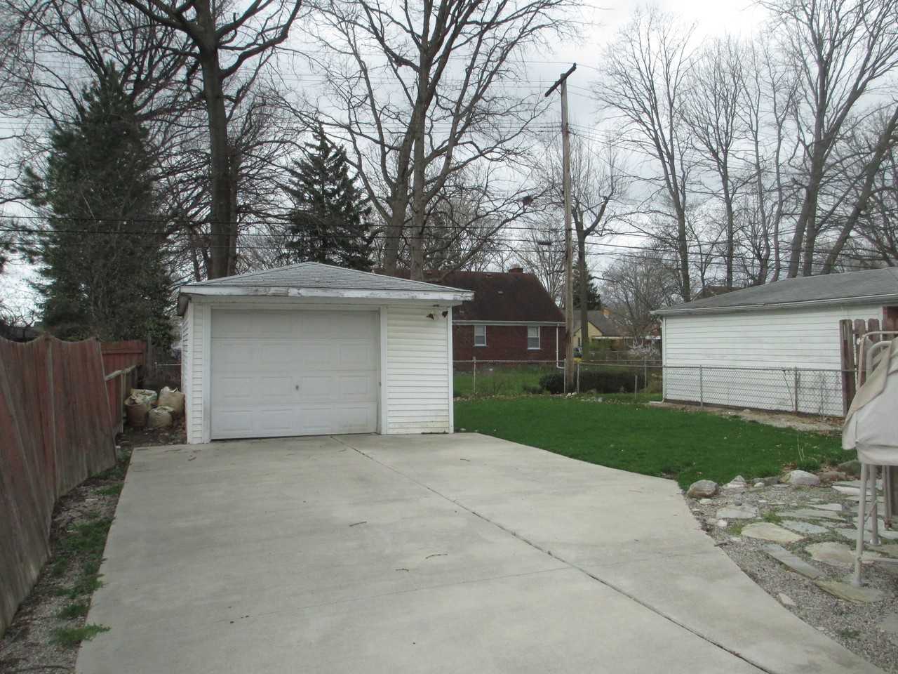 13285 Brest St - Photo 2 of 3