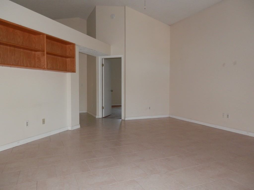 1536 Tailor Rd - Photo 3 of 16