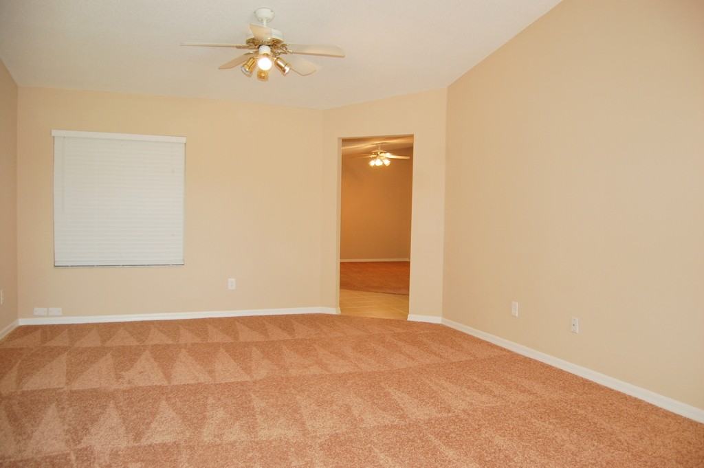 4640 Burlington Rd - Photo 3 of 18