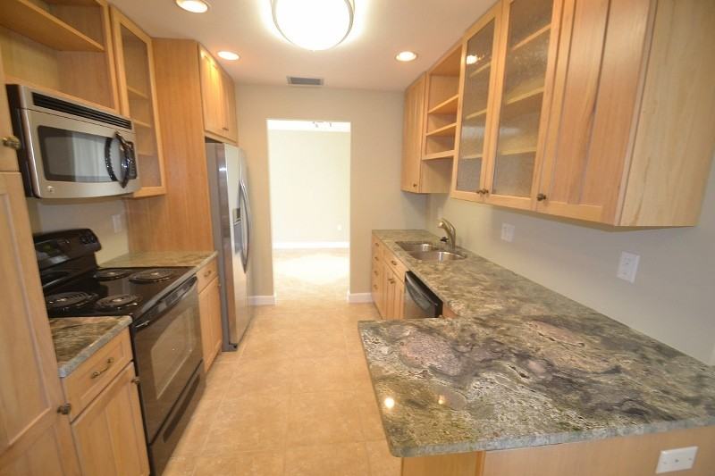 7304 Alderwood Dr - Photo 3 of 11