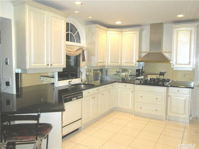 221 Dover Rd - Photo 3 of 20