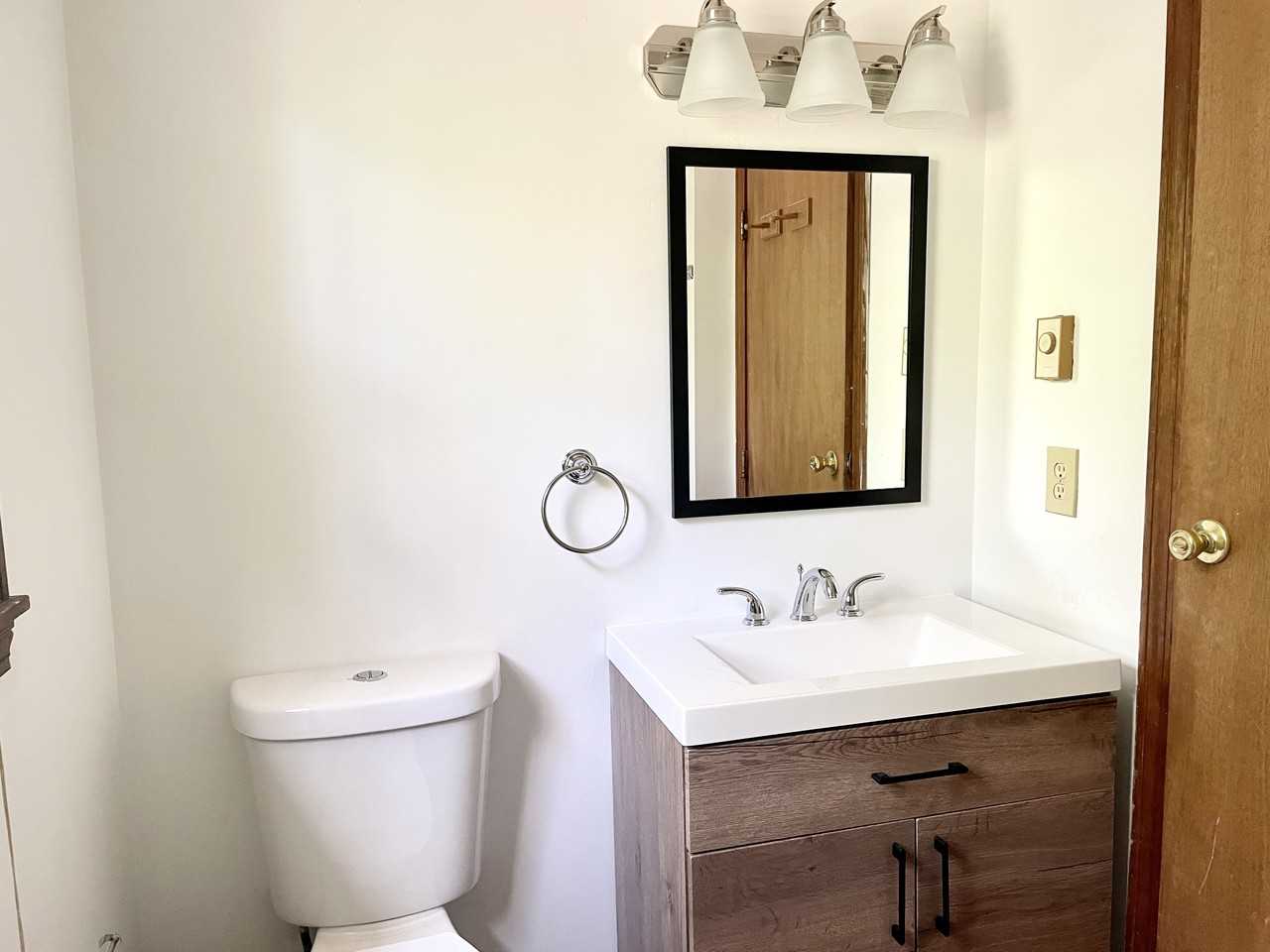 30 Emerald Drive #L - Photo 4 of 13