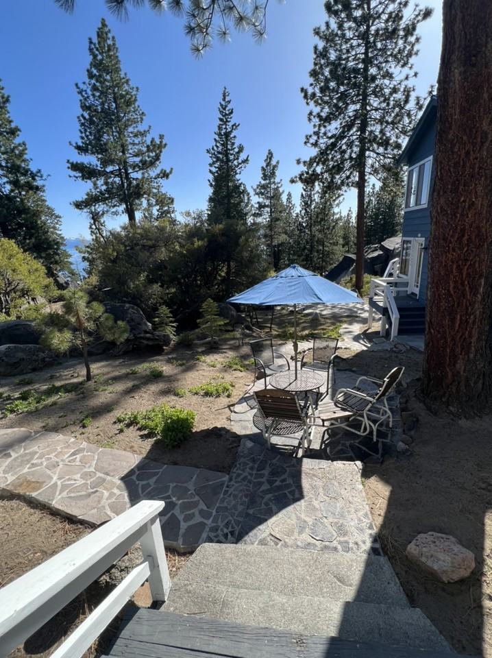 85 Speedboat Avenue - Photo 2 of 19